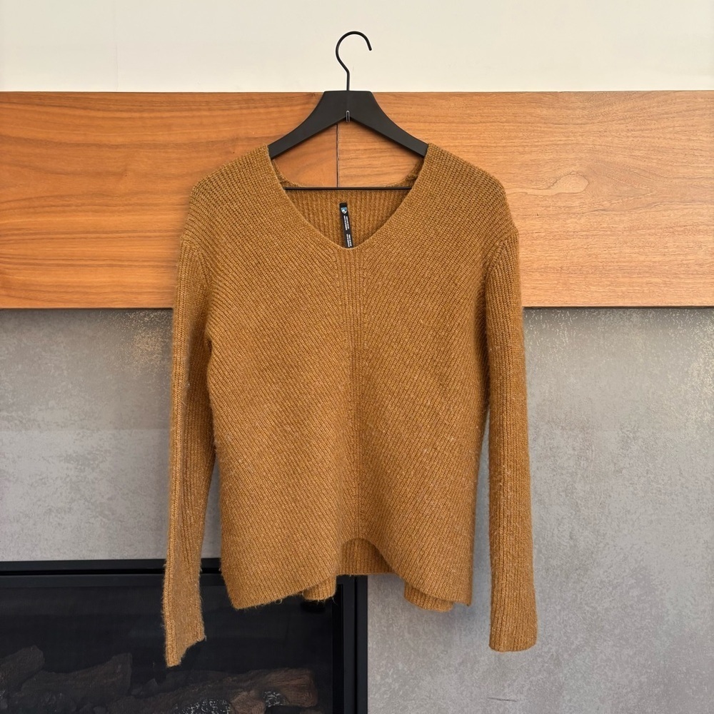 KUHL Makenna V‎ Neck Sweater Wool Blend, Size S